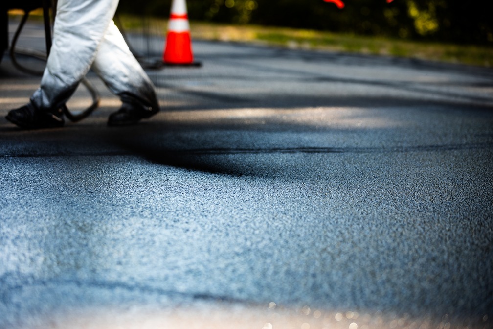 Sealcoating - Platinum Paving & Concrete Sealcoating - Platinum Paving & Concrete