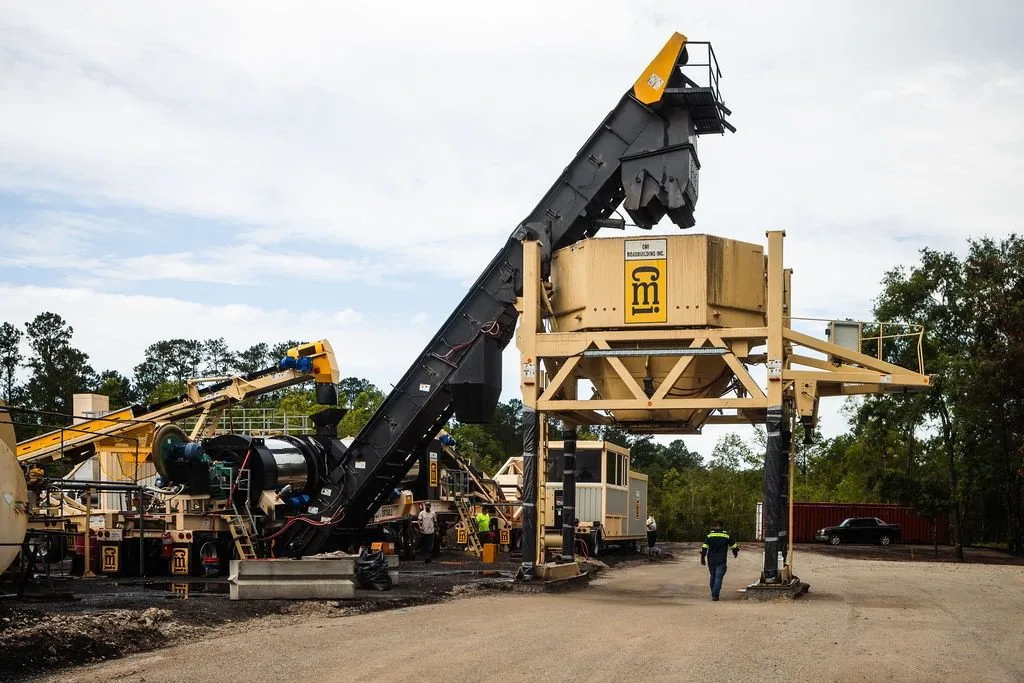 Platinum Paving milling and asphalt reclamation