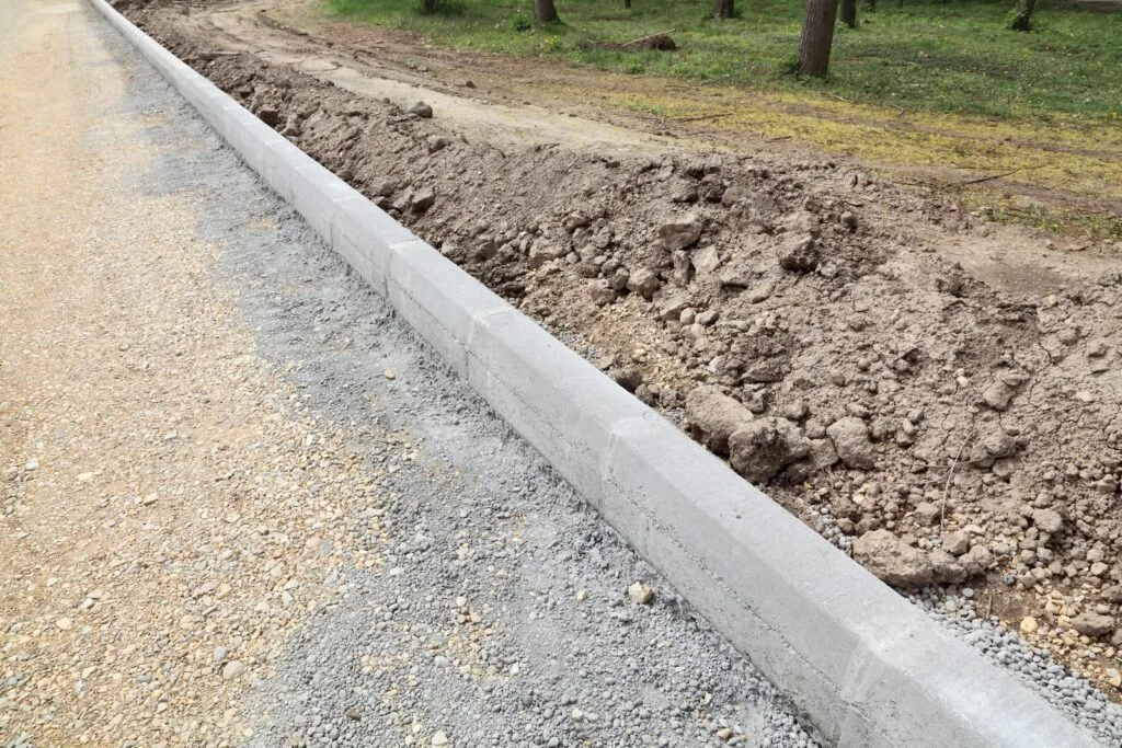 Concrete Curbs